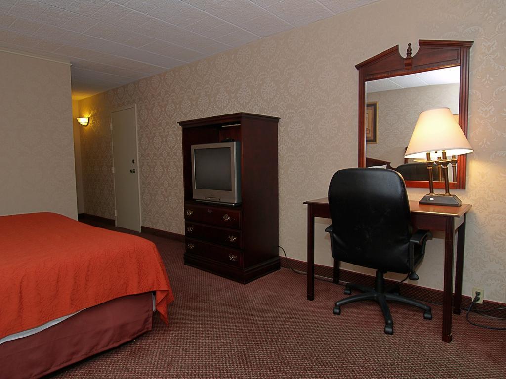 Days Inn Easton Exteriér fotografie